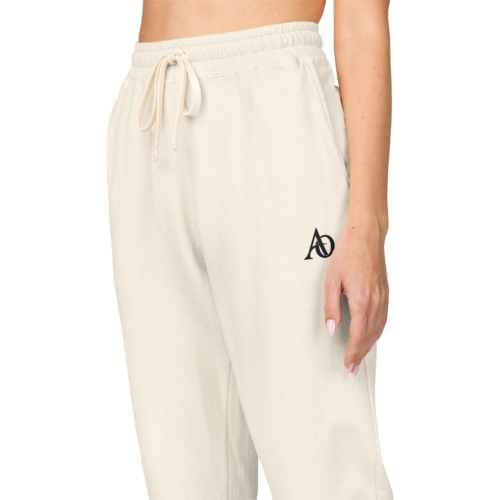 Unisex Garment-Dyed Fleece Sweatpants